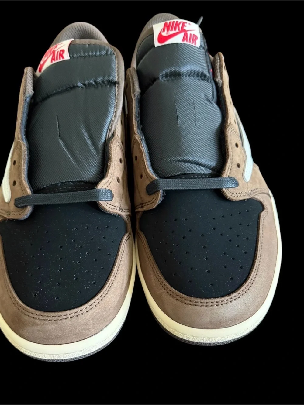 Jordan 1 Retro Low OG SP ‘Travis Scott Mocha’ ☕️